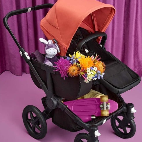 caption-Donkey Stroller with Midnight Black Reversible seat and bright canopy