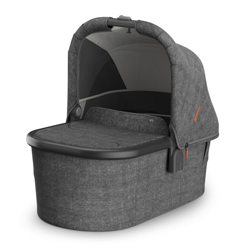 caption-UPPAbaby v3 bassinet in Greyson