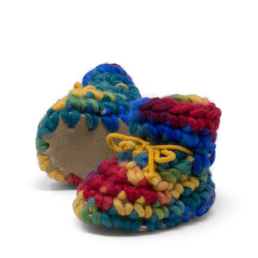 caption-Padraig Newborn in Rainbow