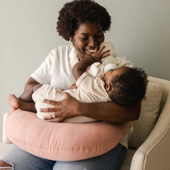 Snuggle Me Feeding Support Pillow - Nurtured