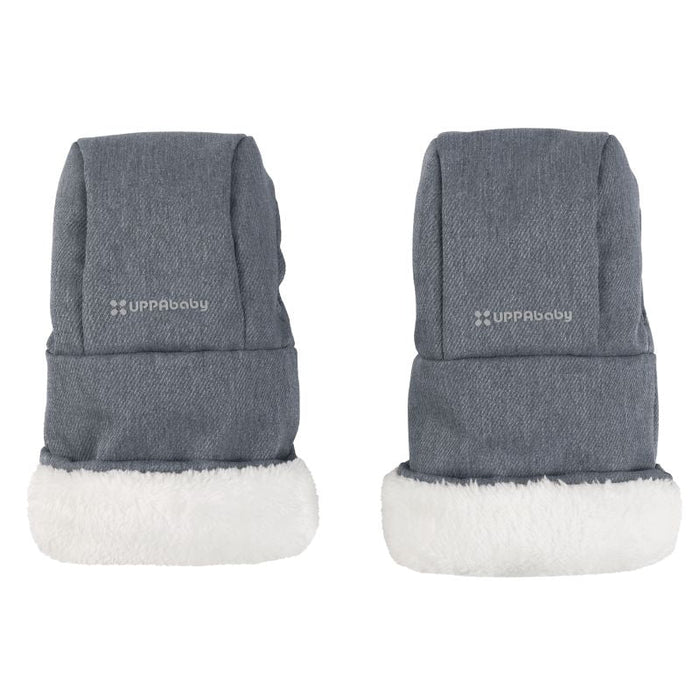 Julian cozy handmuff made by uppababy on a white background