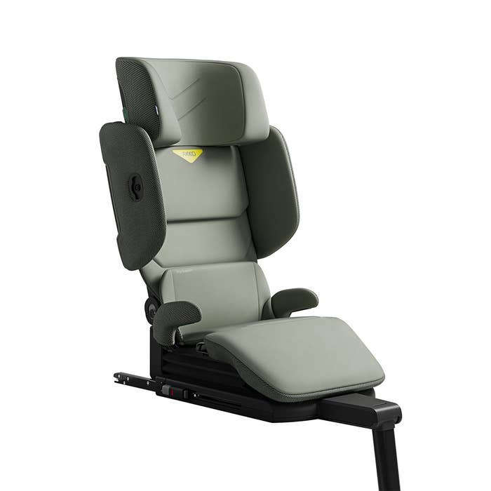 Axkid Up Booster Seat