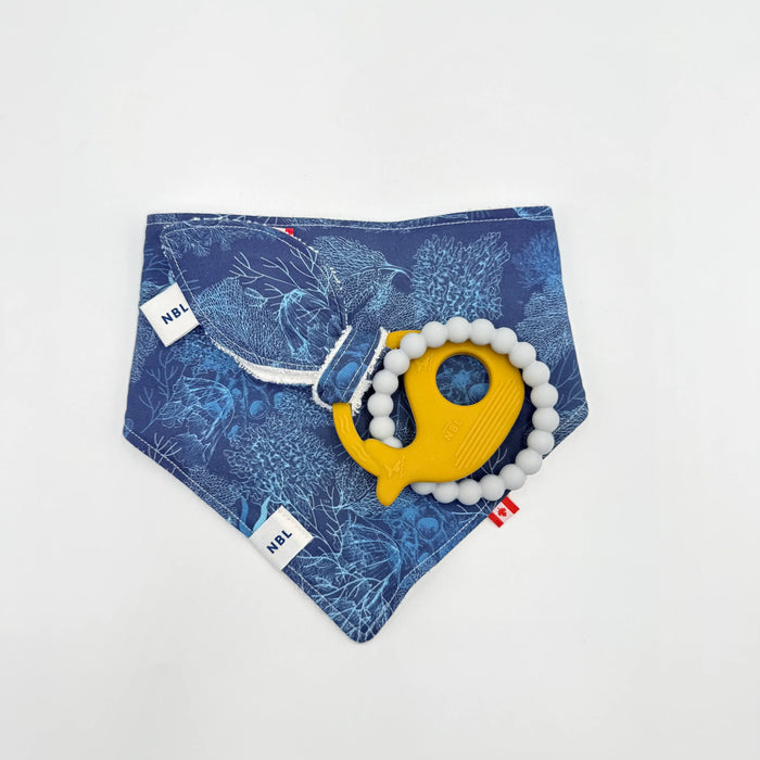 Newbornlander Bib and Teether Gift Set