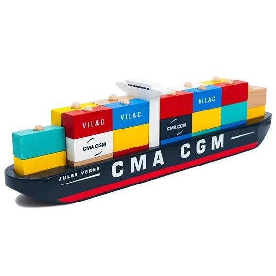 caption-35 wooden piece container ship